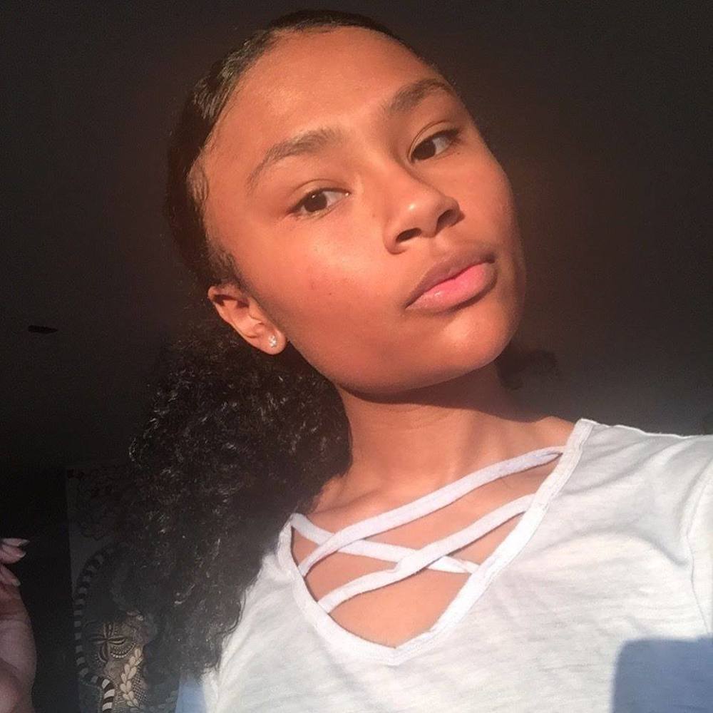 Meet your Posher, Riah